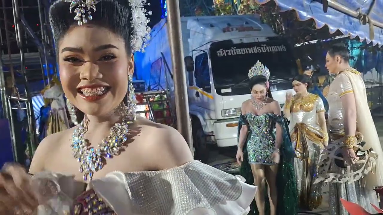 ทีมรำถวาย💢วัดพระธาตุหนองบัว อุบลฯ