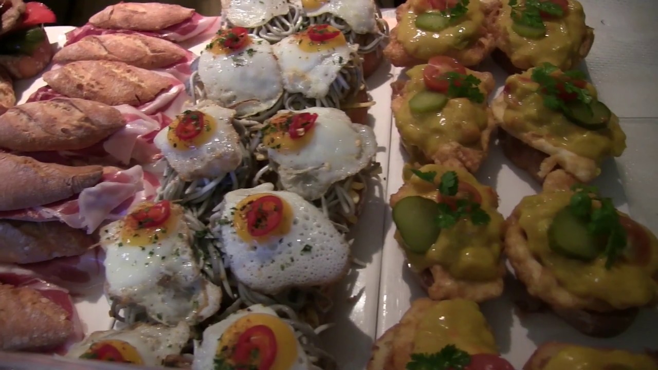 Pinchos Bar Crawl in Santander