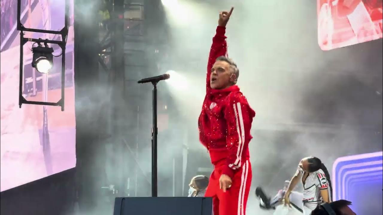 Robbie Williams – Let Me Entertain You live in London (Emirate Stadium, 06/06/2025) Robbie Williams – Let Me Entertain You live in London (Emirate Stadium, 06/06/2025)