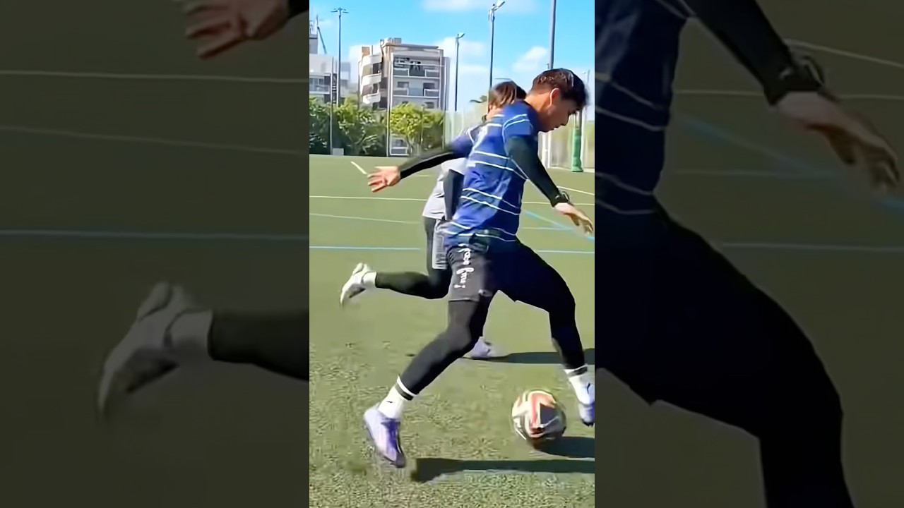 FOOTBALL SKILL TUTORIAL！ #footballshorts #football #footballskills