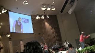 Todd Dulaney Pulling Me Through (He Will Never Walk Out On You Jesus)