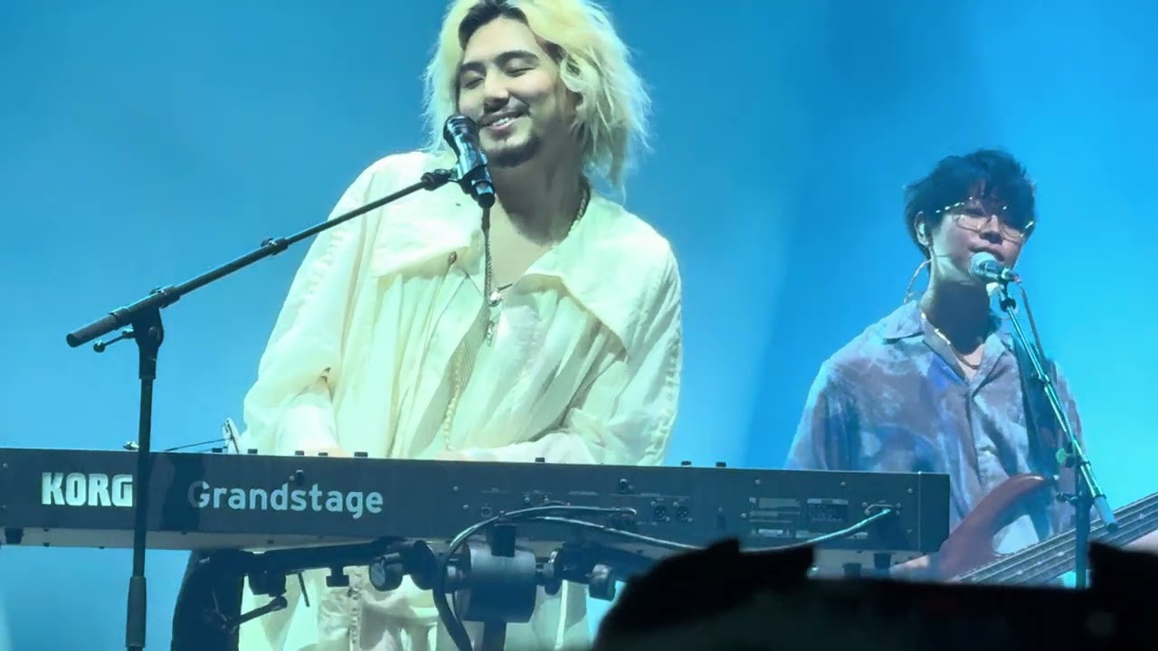 Fujii Kaze - Masshiro ( pure white) @ Paris L’Olympia 10/07/2025