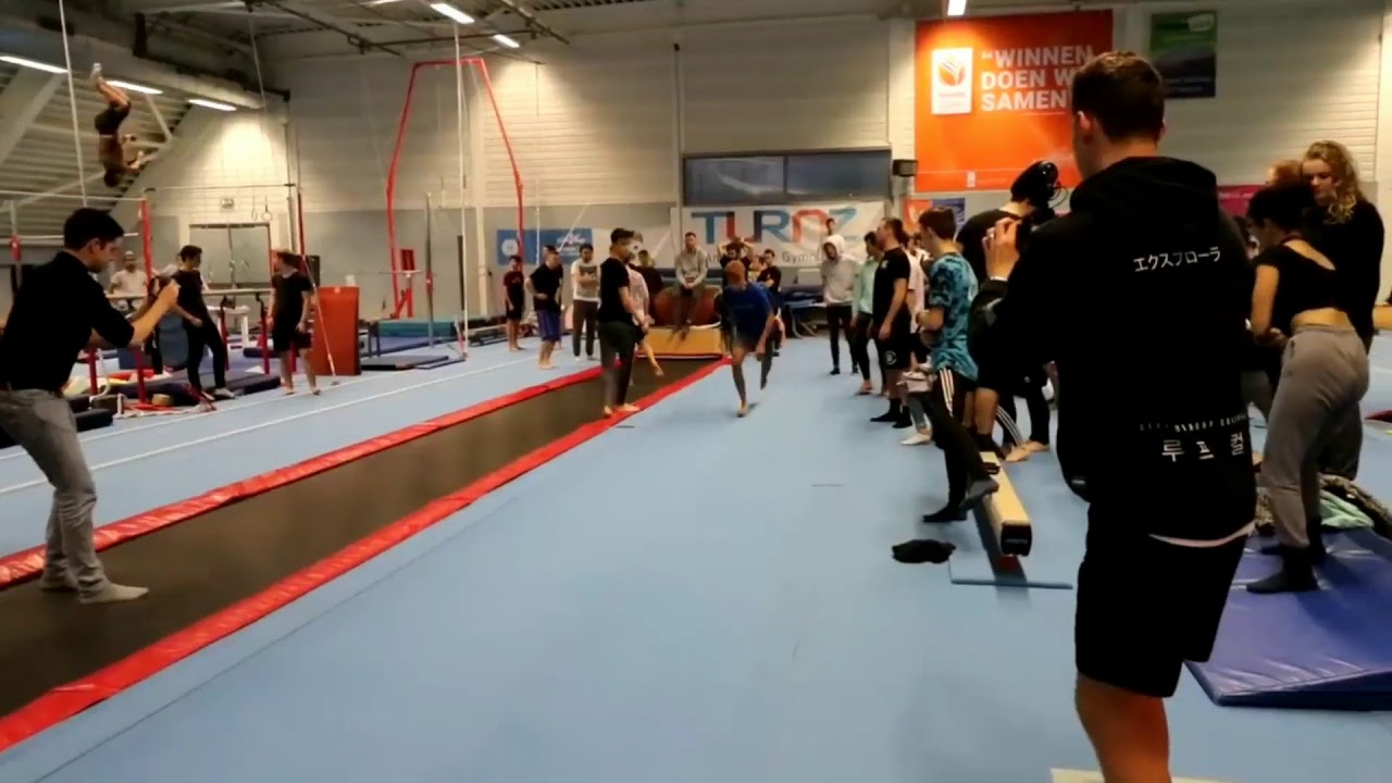 WORLD BEST ROUNDOFF TRIPLE BACKFLIP ON SPRING FLOOR !