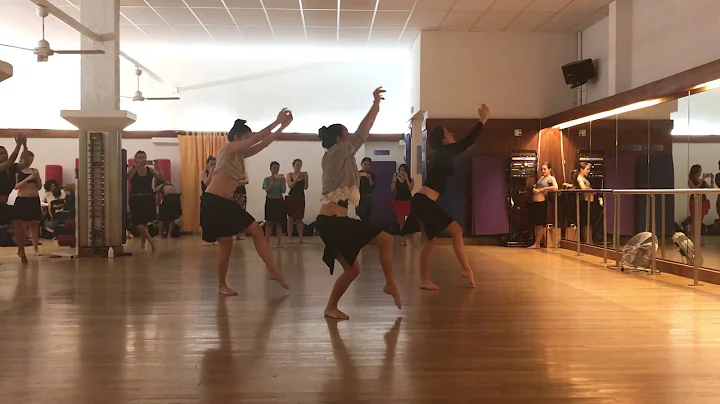 E Hopu Ana Vau - Tahia Cambet - Tahitian Dance School - Mars 2018