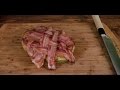 Острые кабачки со свининой под беконом