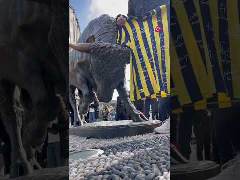 Sahne Bizim - Yeni Fenerbahçe Marşı 2023