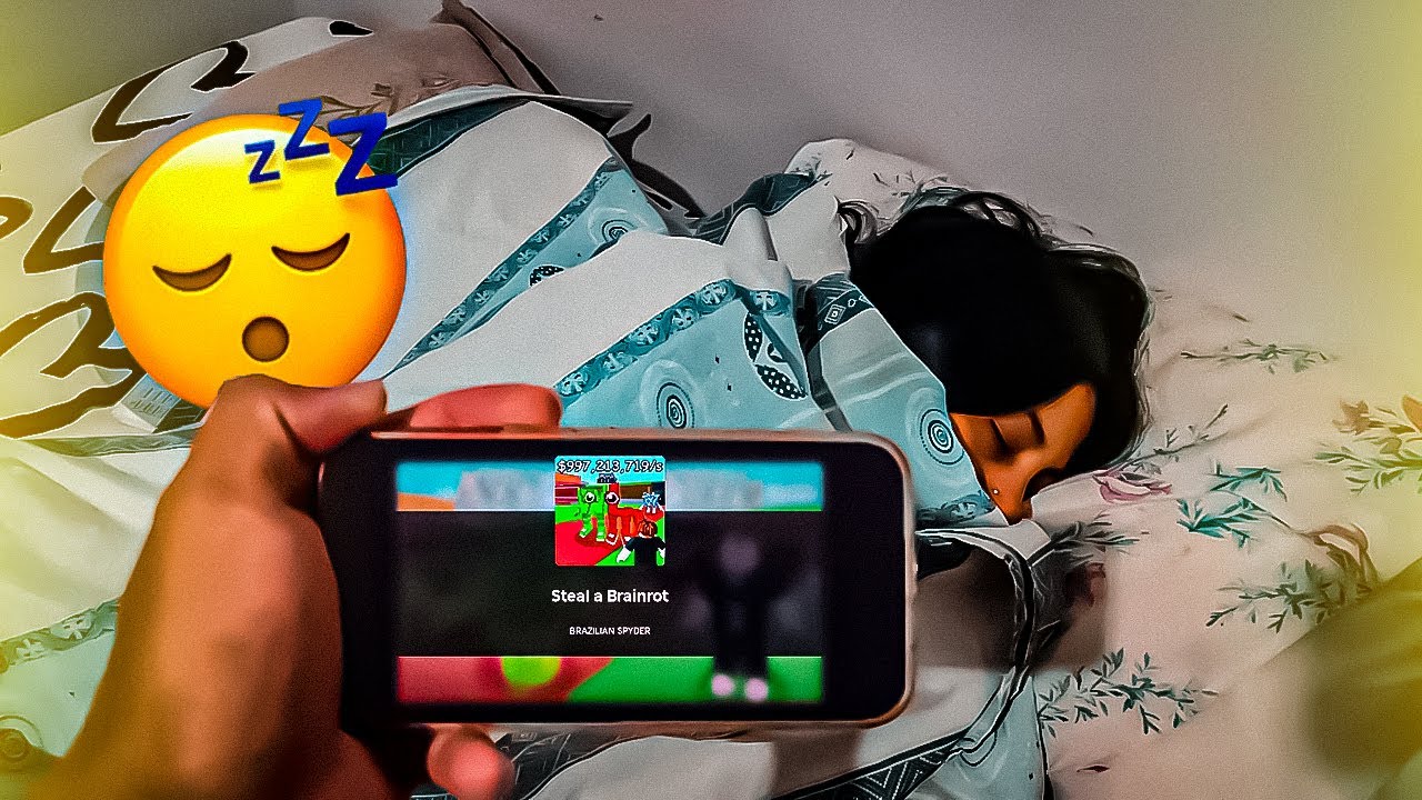 🔥 INVADI A CONTA DA MINHA IRMÃZINHA E DA MINHA MÃE E ROUBEI TODOS OS BRAINROTS FAVORITO DELAS!! 😢