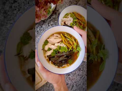 Идея для вкусного обеда. ЛАПША УДОН с курицей и огурцами #рецепт