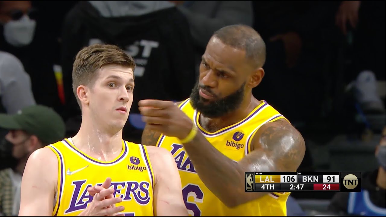 Austin Reaves explains viral LeBron James meme after Lakers loss to Hornets