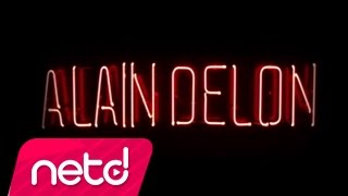 Смотреть клип Ozan Doğulu Ft. Sıla - Alain Delon