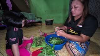 Download lagu PETIK DAUN UBI MASAK GORENG MINYAK UNTUK LAUK TENGAHARI // 