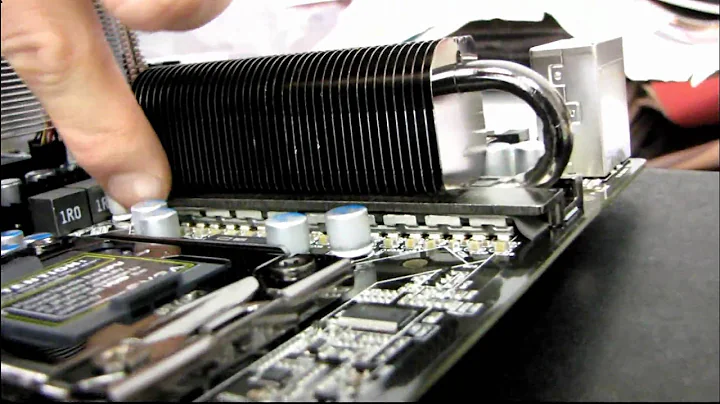 eVGA Classified 4-Way SLI X58 Core i7 Motherboard Unboxing & First Look