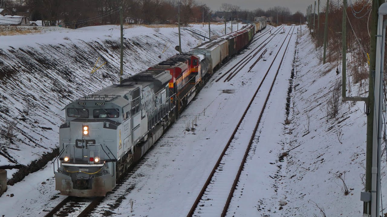 CP 7023! 9WL & 4859! Three nice trains around Windsor, ON.