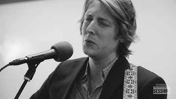 Eric Hutchinson "Tell The World" - Pandora Whiteboard Sessions