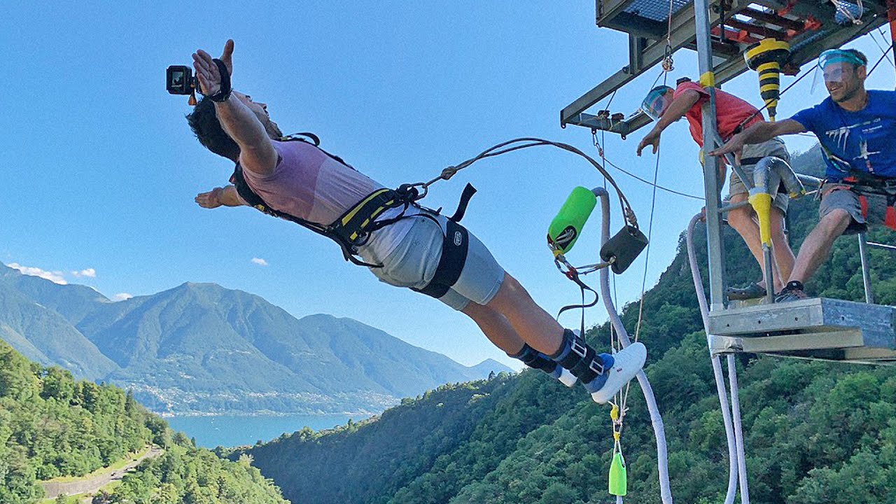Verzasca 007 Goldeneye Bungee Jump En avant & En arrière YouTube