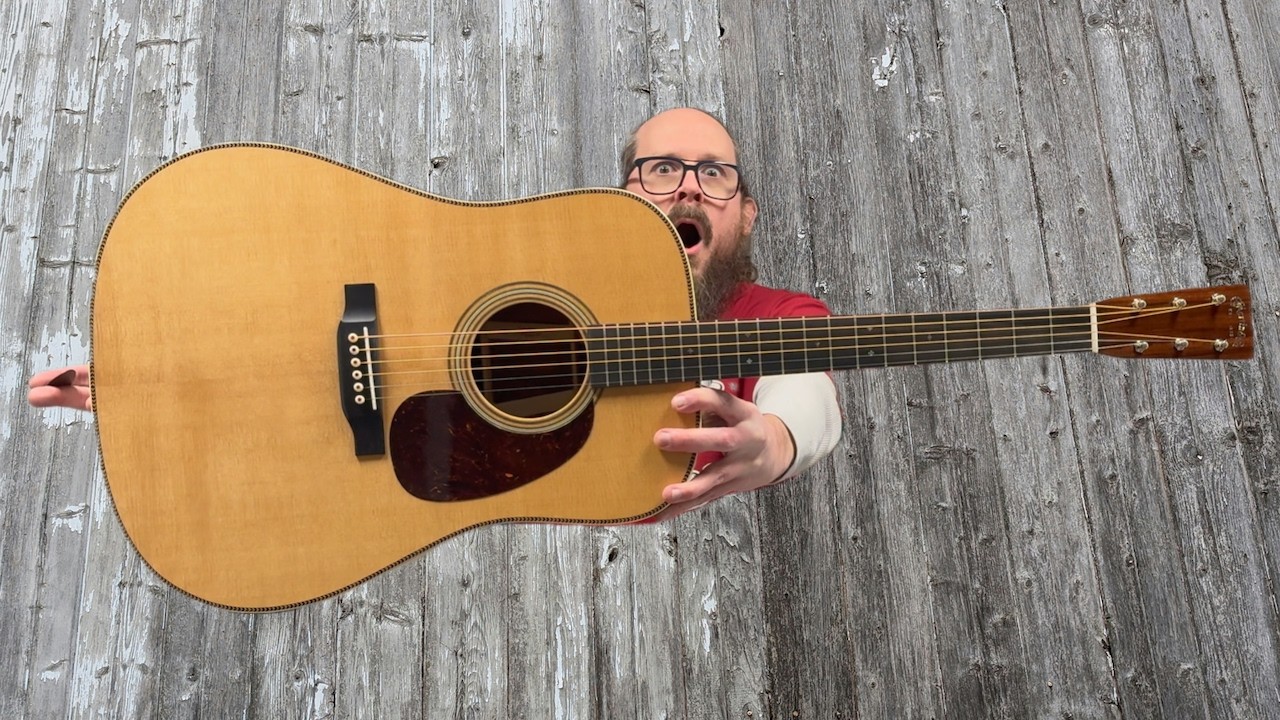 Martin Custom Shop Super D Acoustic Guitar VTS Spruce Guatemalan