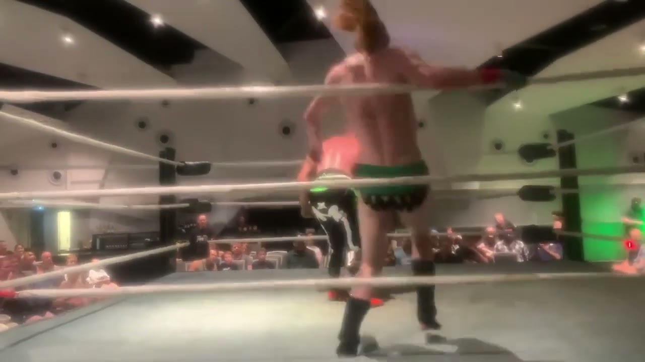 zuzu the muscle clown reverse lariat