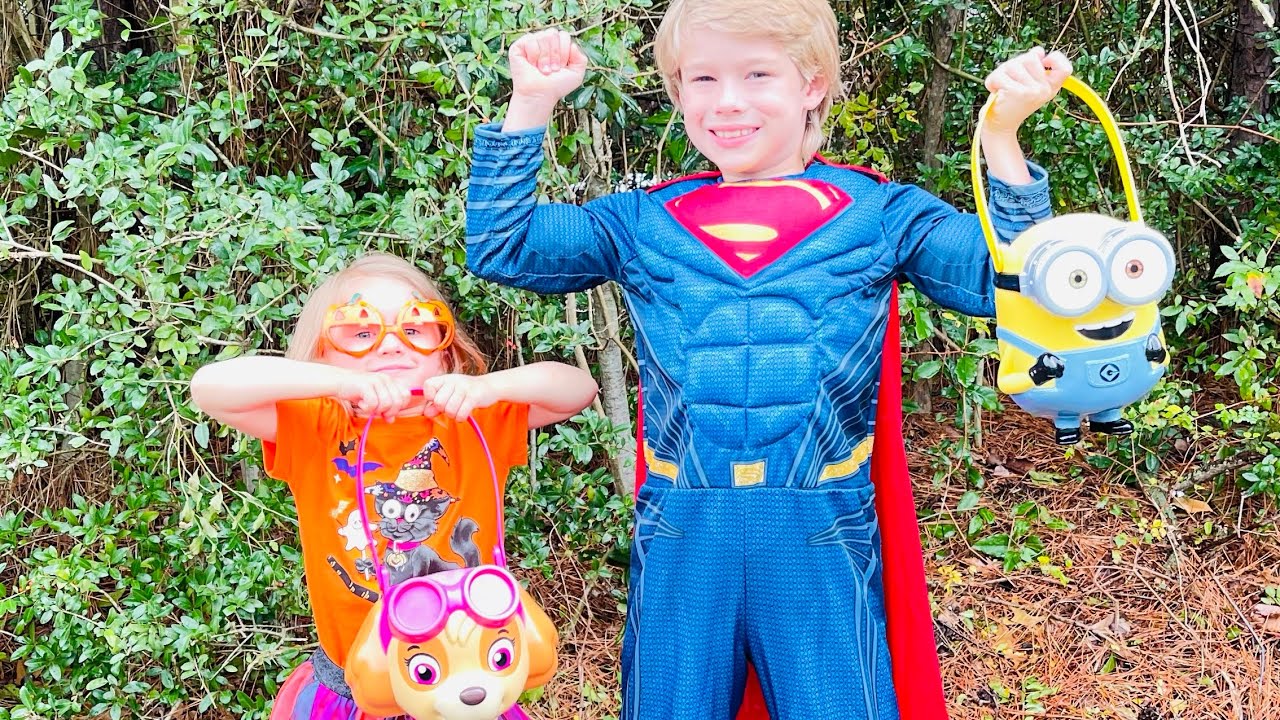 SUPER HERO of the HALLOWEEN party 