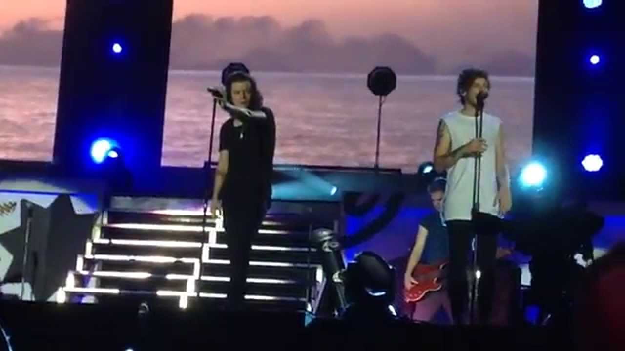 One Direction - You & I (On The Road Again Tour Bangkok) March 14, 2015