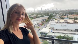 Catie Reviews Pleaser Xtreme-809 Black Red Rhinestone 8 Inch High Heel Shoes In Her Apartment