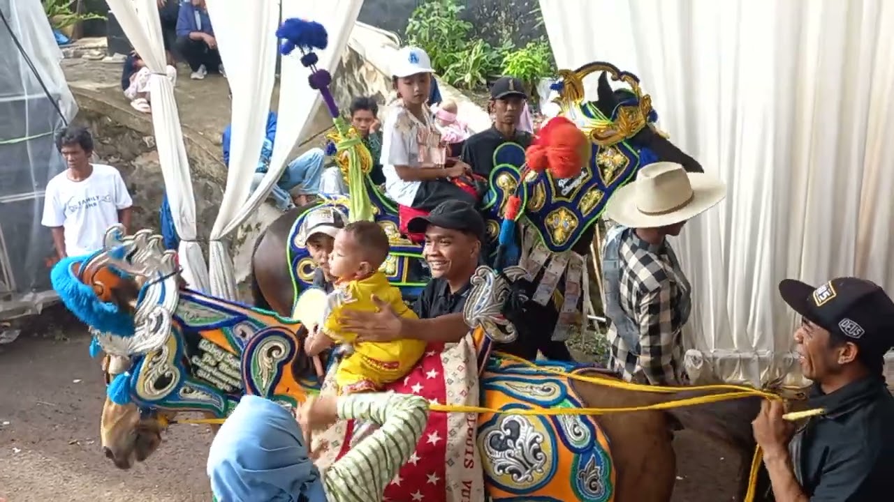 Kuda Renggong Gehger Grup Pamulihan Situraja