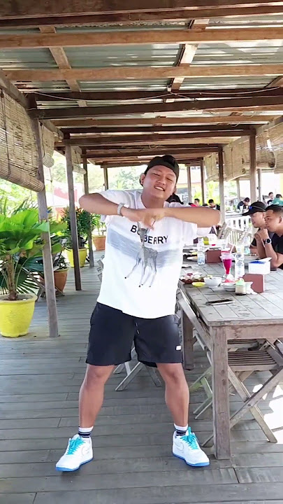 Denny caknan lagi mangan malah dirusuhi kon joget