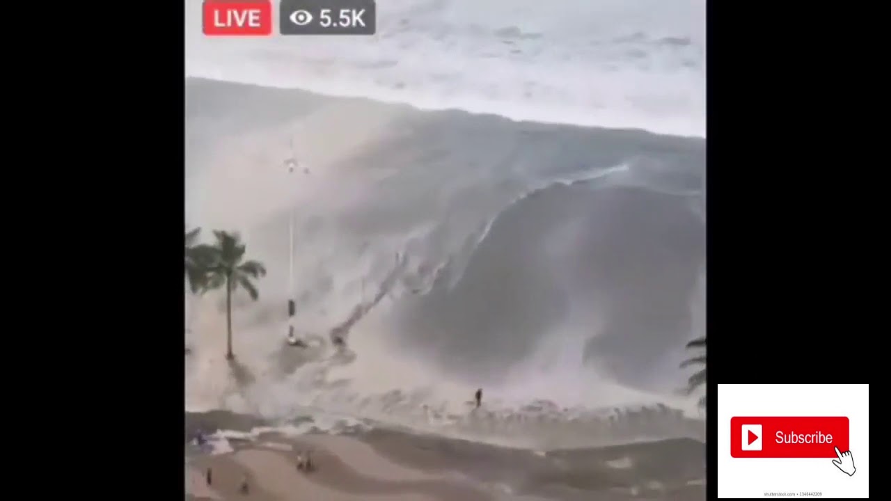 Tsunami videos caught on camera Tsunami videos caught on camera