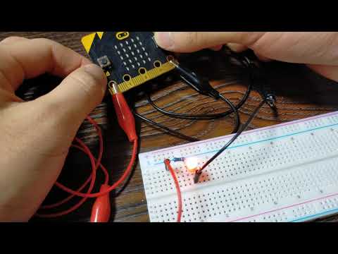 【電子工作】micro:bit(マイクロビット)でLピカ