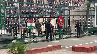 Pakistan Ordusu Dinliyor Ve Motive Oluyor