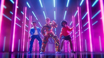 K-Pop Style | Airbnb Experiences