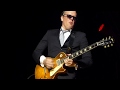 Bonamassa blows one of his 4 stage amps and still nails it