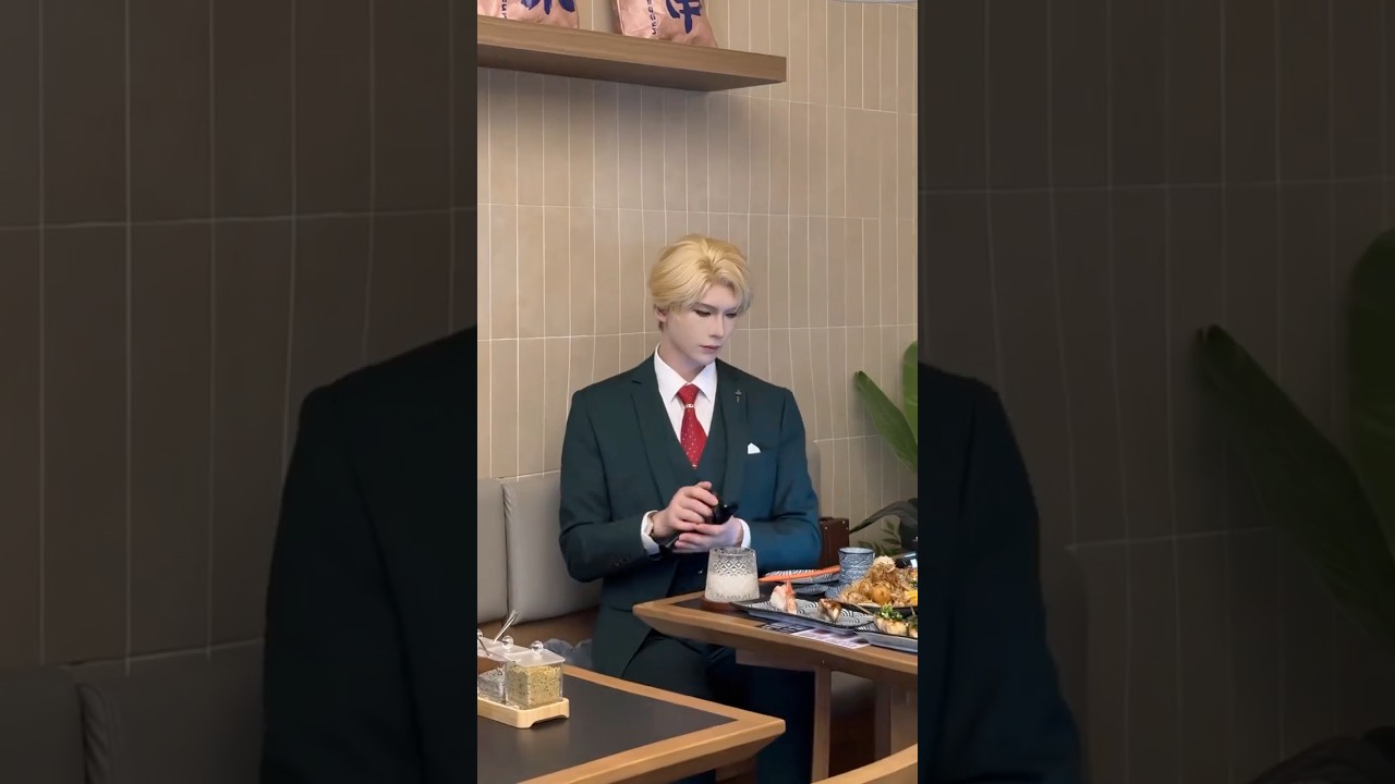 Loid Forger #anime #game #fyp #spyfamily #anya #loid #cos #cosplay #cosplayer #girl