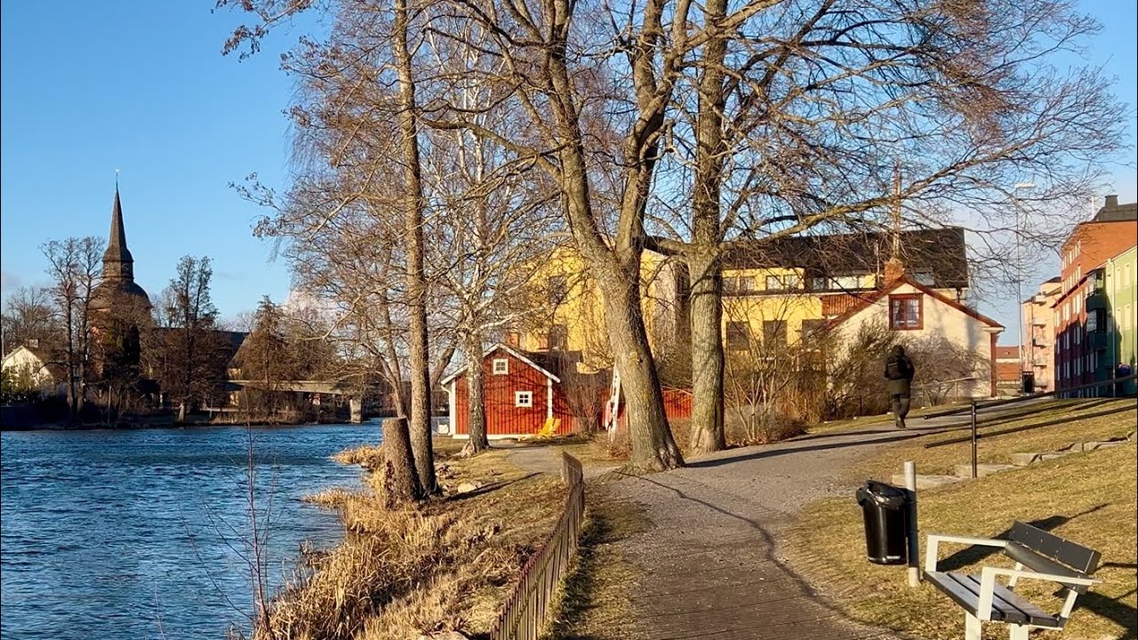 Sweden Walks: Eskilstuna old town.
