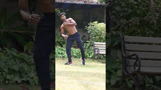Bruce Lee’s Low Fient + Spin Hook Kick #tutorial #hookkick #brucelee #fighting #skill #shorts