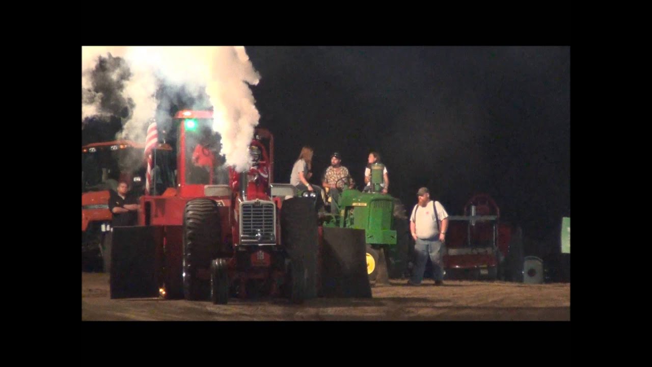 IH 1206 Beer Money Pulling Team The Remedy Platteville, WI 2013 Out of
