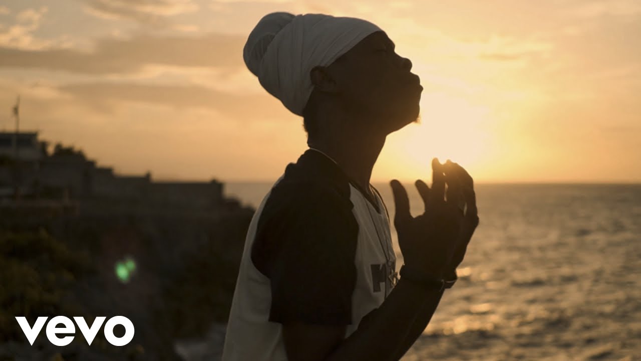 Teflon Young King - Mankind (Official Music Video) auf YouTube ansehen Teflon Young King - Mankind (Official Music Video) auf YouTube ansehen