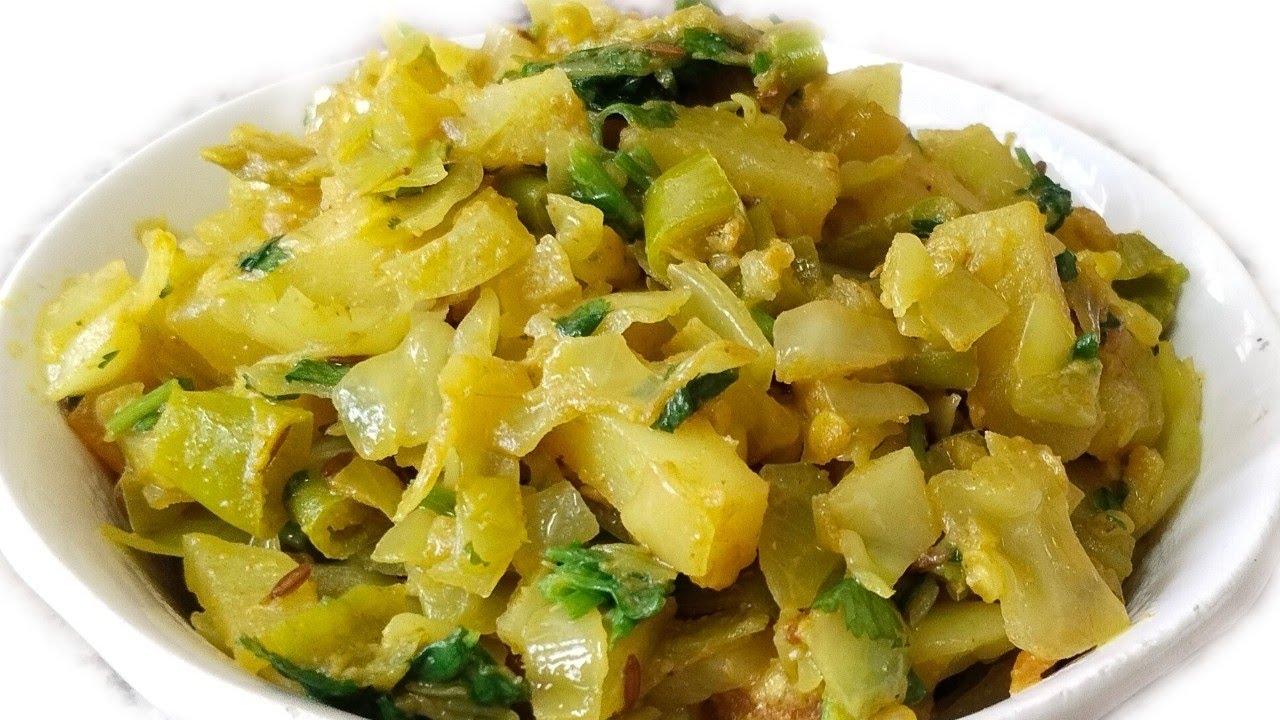 Когда я готовлю острое карри из капусты и картофеля, все в доме просят по две лишние лепешки роти.