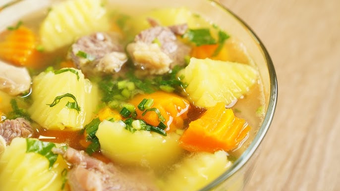 7. Thưởng Thức Món Canh Thịt Bò Khoai Tây
