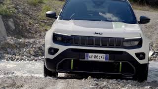 The new Jeep Avenger 4xe Driving Video