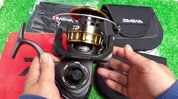 Túi đựng máy chính hãng Daiwa chuyên nghiệp, êm ái chống sốc cho mấy cục cưng nha anh em | 140k