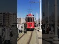 Ретро-трамвай - еще одна достопримечательность Стамбула