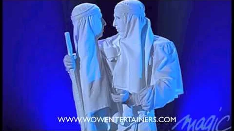 WOW Stage Show - Statue with Two Heads