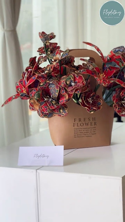 DIY Idea for gift: Bag of Batik Flower #flowers #flowerarrangement #batik  #shorts #diy #tutorial