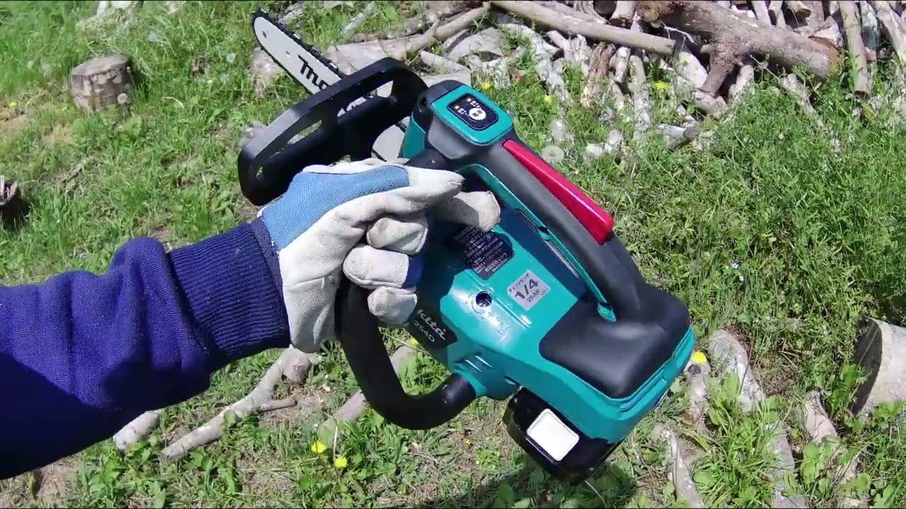 マキタ 18V 充電式チェンソーは使えるのか？ Makita Chainsaws MUC254D