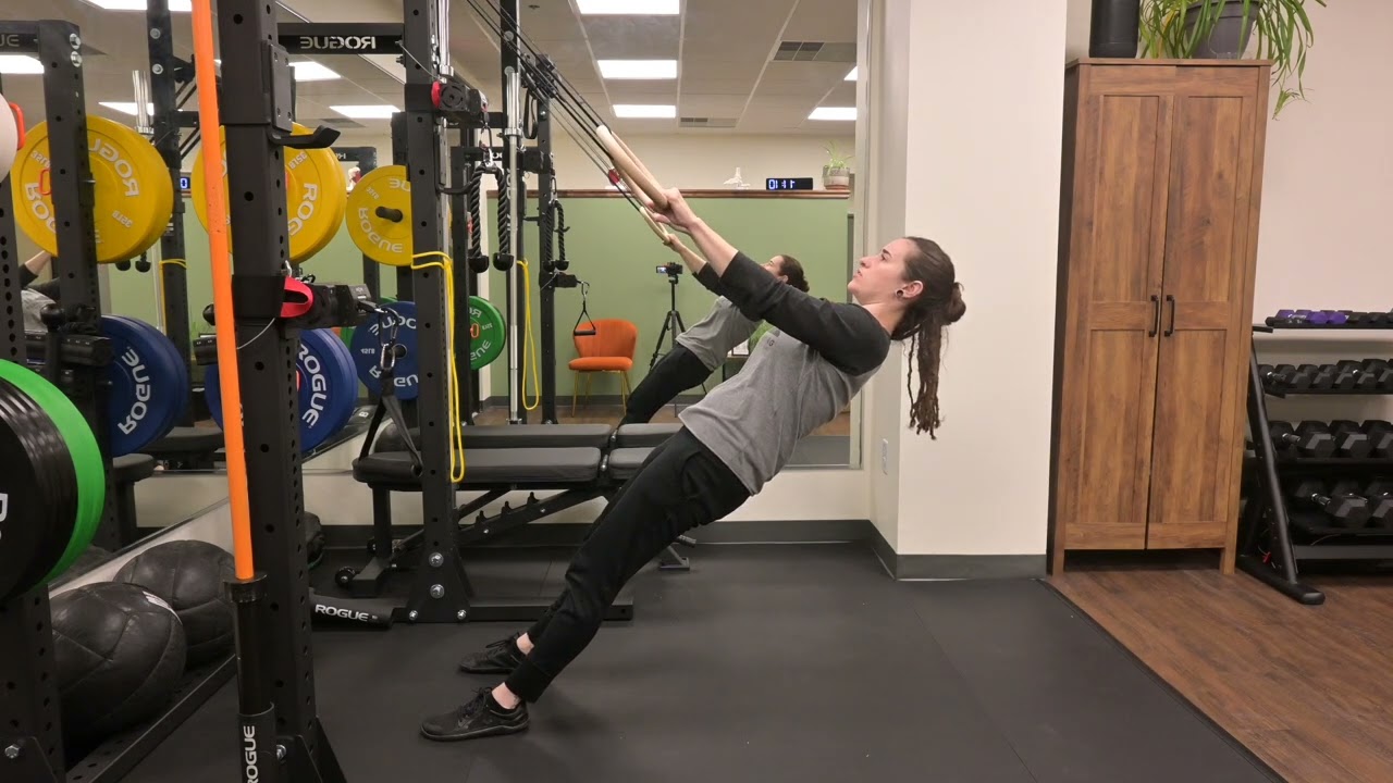 Week 142: How to Perform Ring Rows with Eccentric Focus
