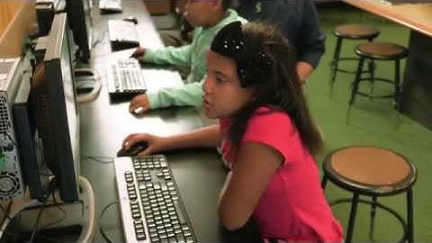Minecraft Hour of Code in less than 60 seconds