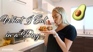 What I Eat In A Day - Anastasia Karanikolaou