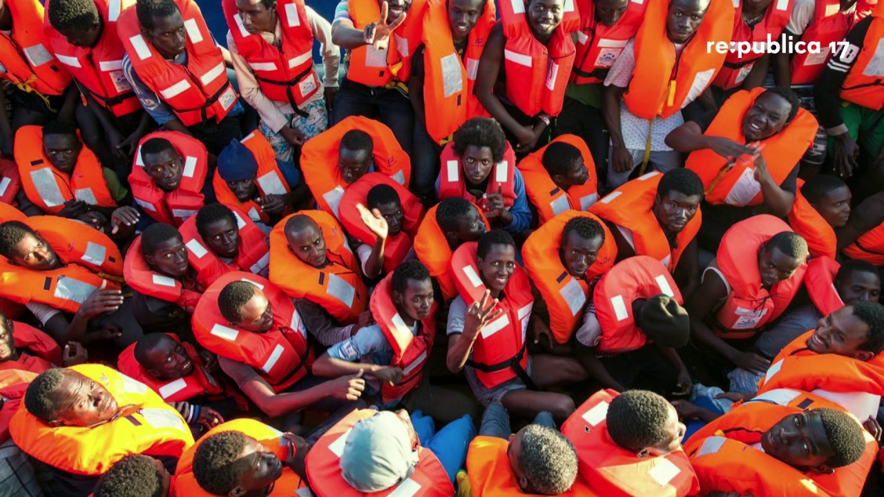 rp13095 re:publica 2017 - Eine App+ Drohnen gegen das Ertrinken - die #safepassage Software