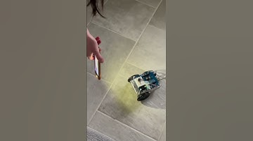 BOE-Bot Phototransistor Following Light Project