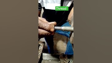 Thread with dy in lathe chuck #amazing #machinary #lathemachine #shorts #viralshorts
